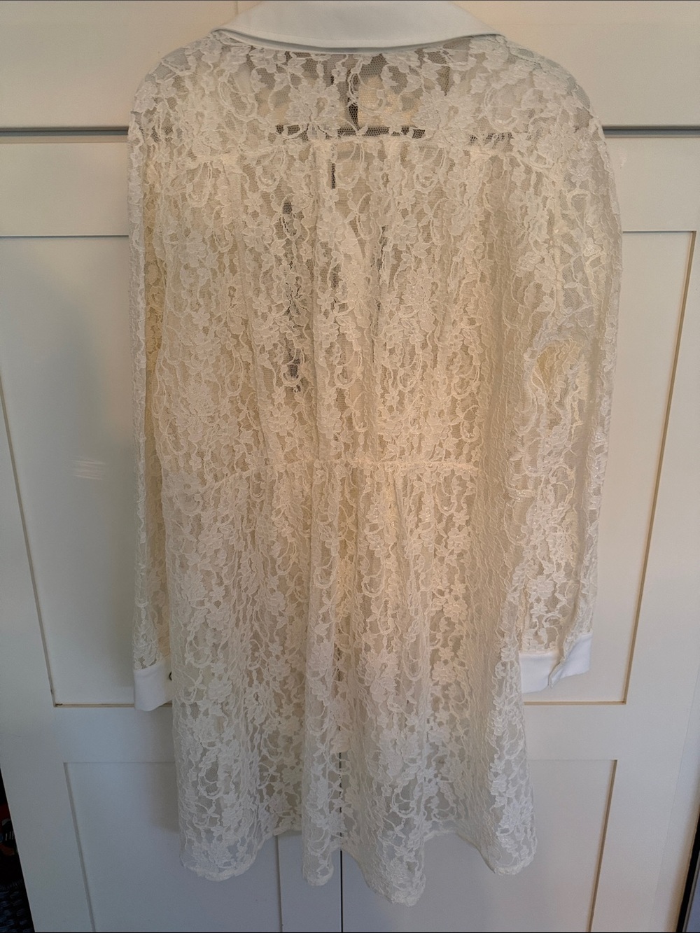 Comfy U.S.A Women’s Cream Lace Button-Down Tunic Shirt - Picture 14 of 15